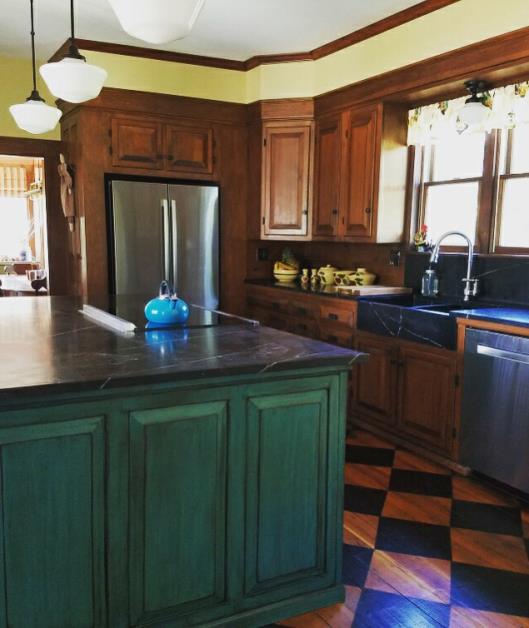 Custom Countertops, Sinks, Tabletops and Vanity Fabrication in Massachusetts CT RI NH